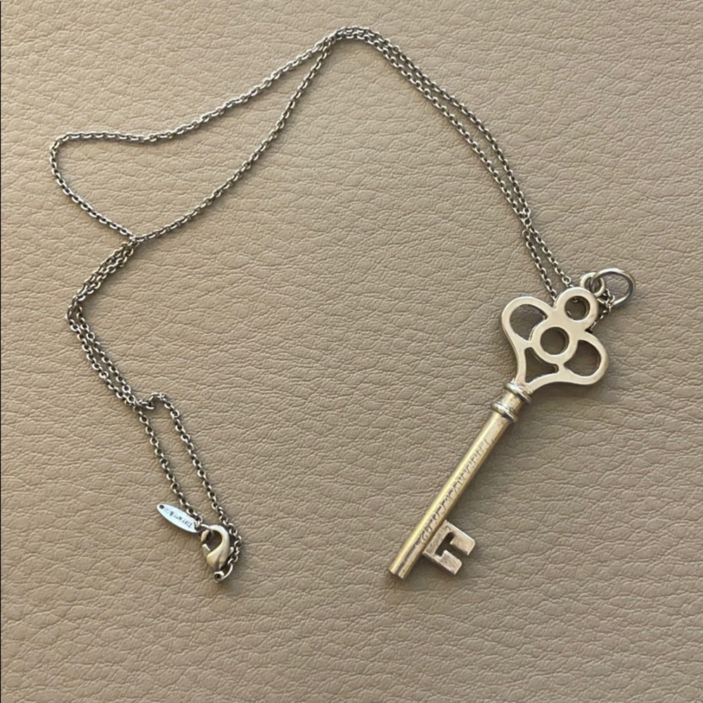 Sterling Silver Tiffany Key with chain